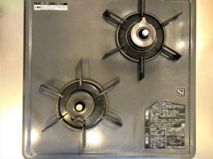 キッチンの五徳を重曹のつけ置き洗いでキレイにする方法を紹介します!
