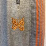 【秋冬コーデのアクセントに】Needlesのバーニーズ限定トラックパンツ