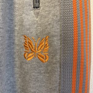 【秋冬コーデのアクセントに】Needlesのバーニーズ限定トラックパンツ